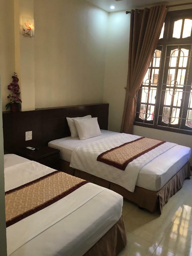 Ho Tay Hotel Ha Long Exterior photo